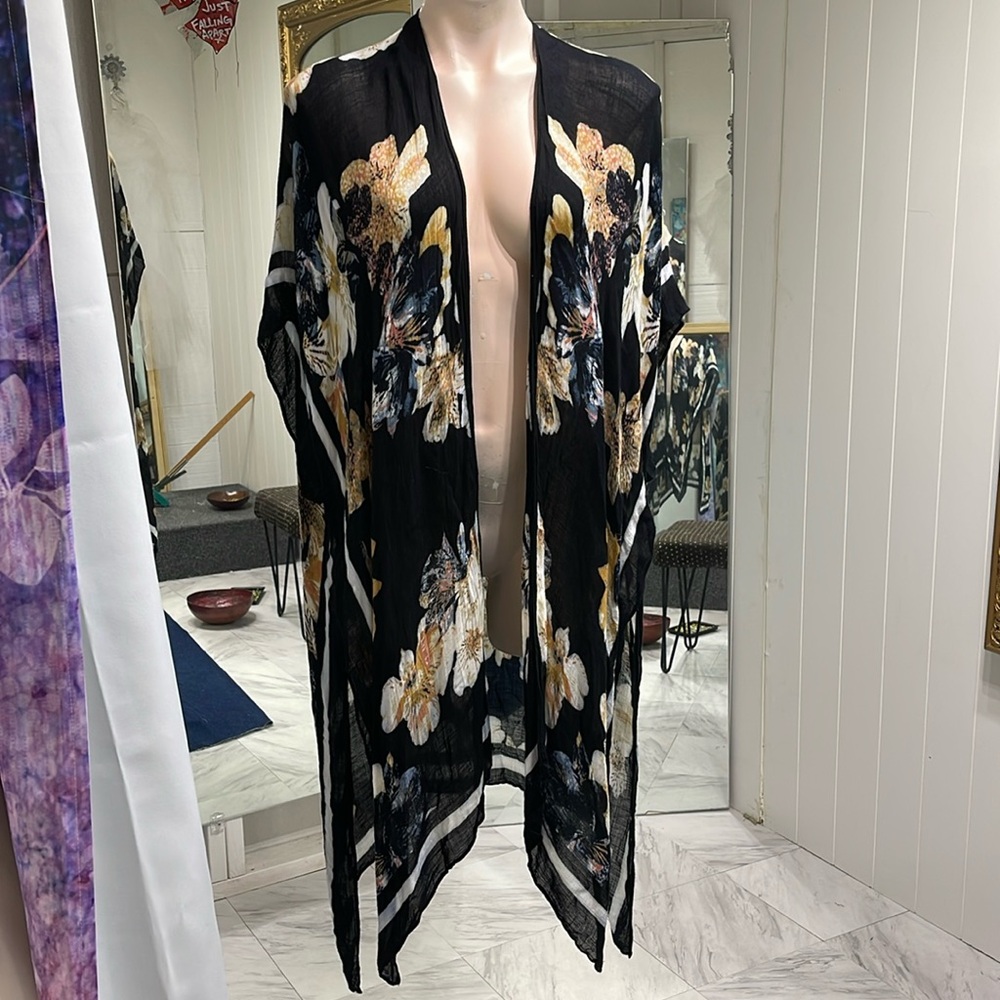 Coco & Carmen Tunic Vest